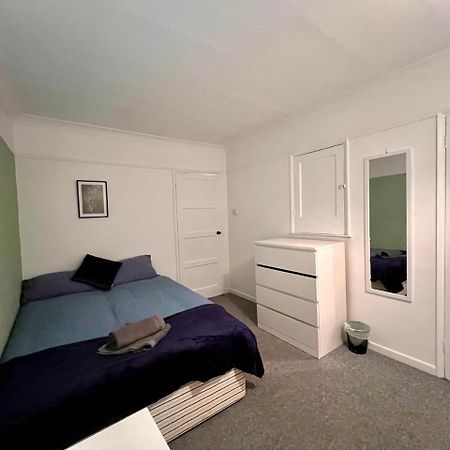 4 Bed Comfy Getaway Διαμέρισμα Νόργουιτς Εξωτερικό φωτογραφία